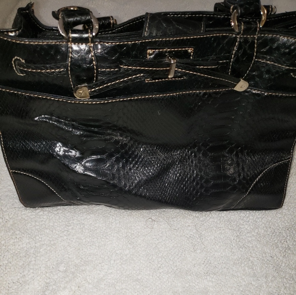 Leather bag